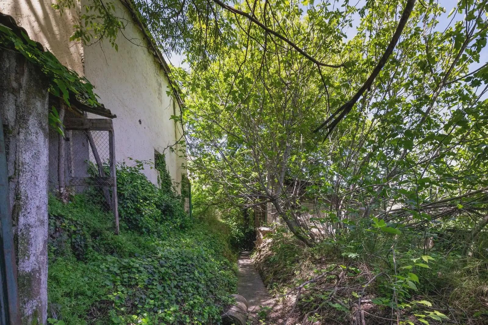 Teren niezagospodarowany na sprzedaż w Miasto Grenada - 400 000 € (Ref: 9837051)
