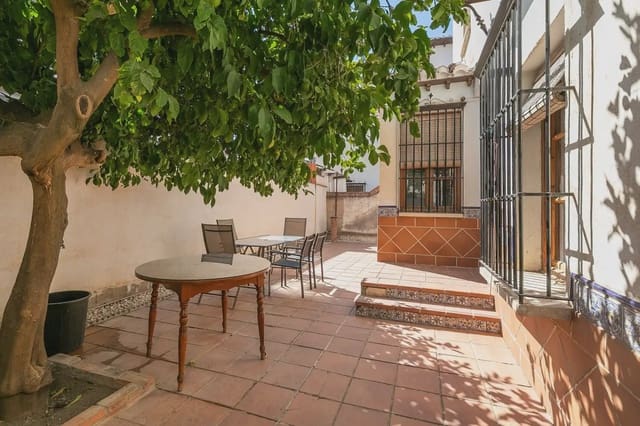 Villa til salg i Ogíjares med swimmingpool garage - € 325.000 (Ref: 9837052)
