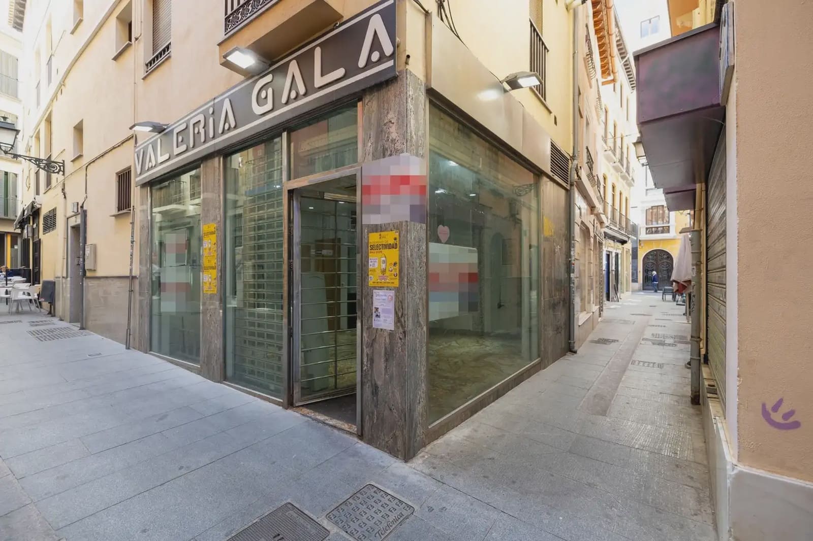 Local Comercial en Granada ciudad en venta - 178.000 € (Ref: 9837056)