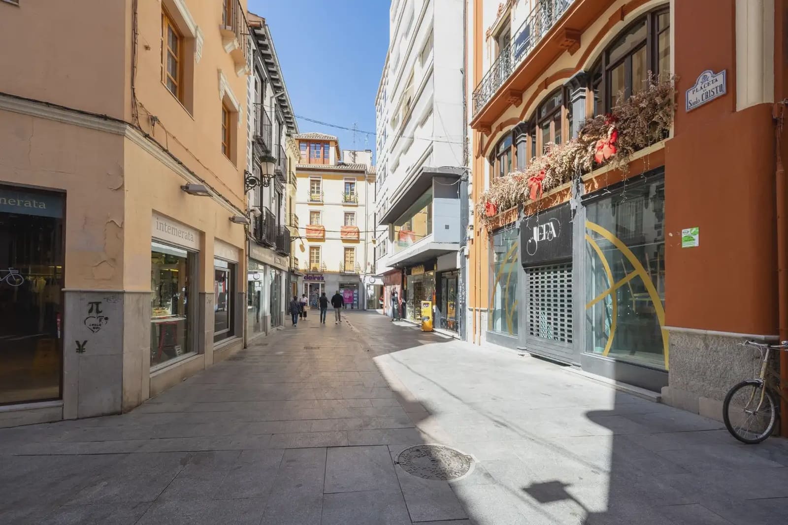 Local Comercial en Granada ciudad en venta - 178.000 € (Ref: 9837056)