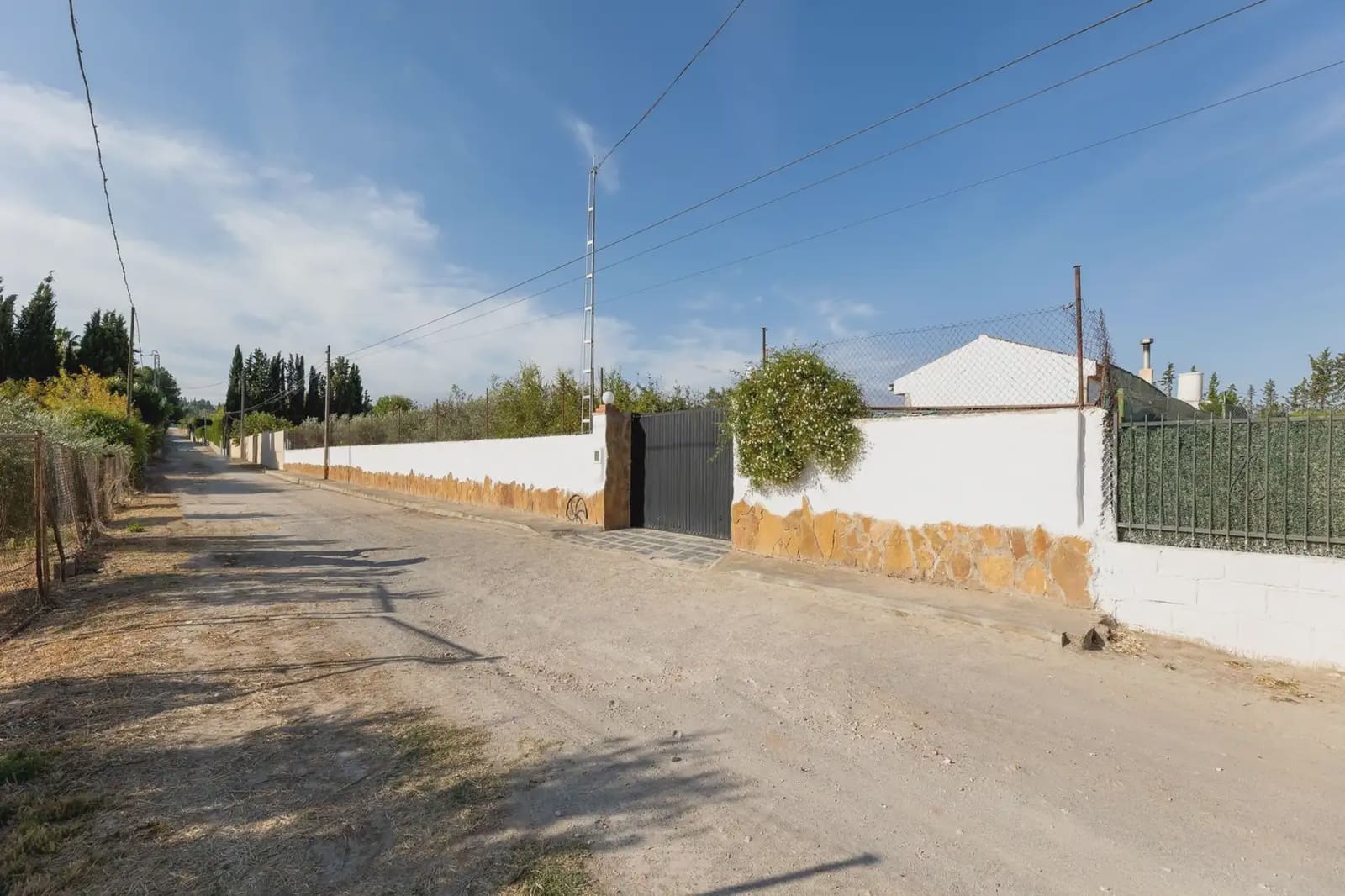 Finca/Hus på landet till salu i Moraleda de Zafayona med pool - 220 000 € (Ref: 9837058)
