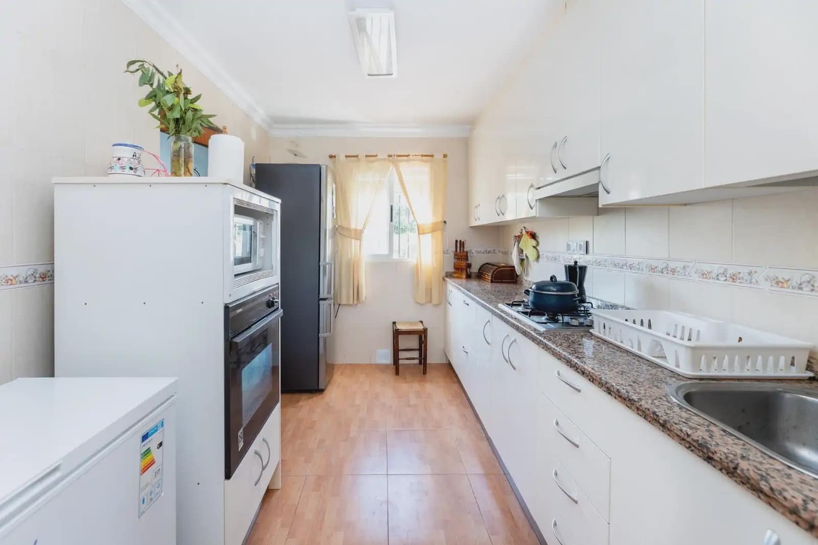 Finca/Hus på landet till salu i Moraleda de Zafayona med pool - 220 000 € (Ref: 9837058)