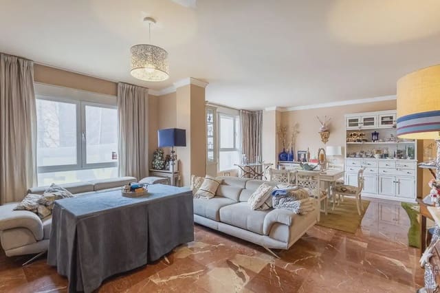 Leilighet til salgs i San Matías - Realejo, Granada by med garasje - € 640 000 (Ref: 9837059)