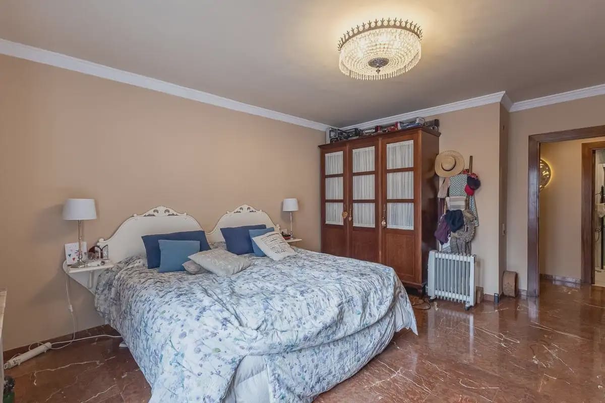 Leilighet til salgs i Granada by med garasje - € 640 000 (Ref: 9837059)