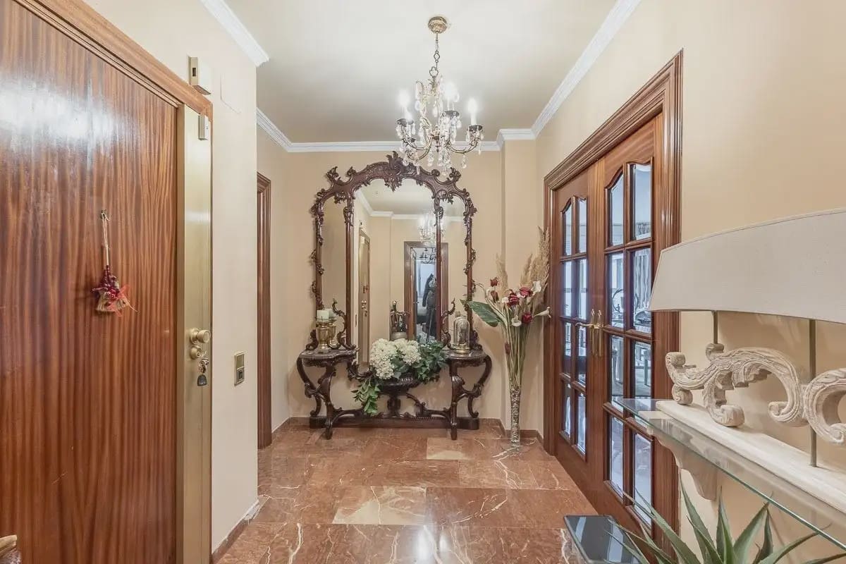 Leilighet til salgs i Granada by med garasje - € 640 000 (Ref: 9837059)