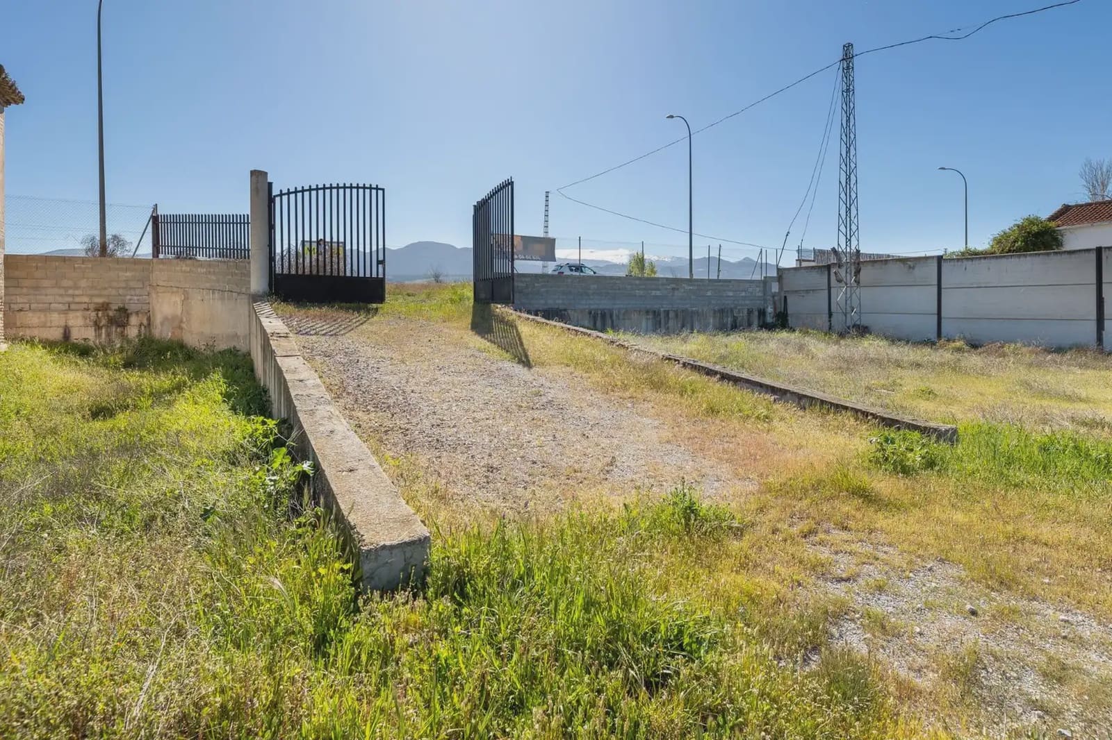 Finca/Herregård til salgs i La Zubia - € 349 900 (Ref: 9837061)