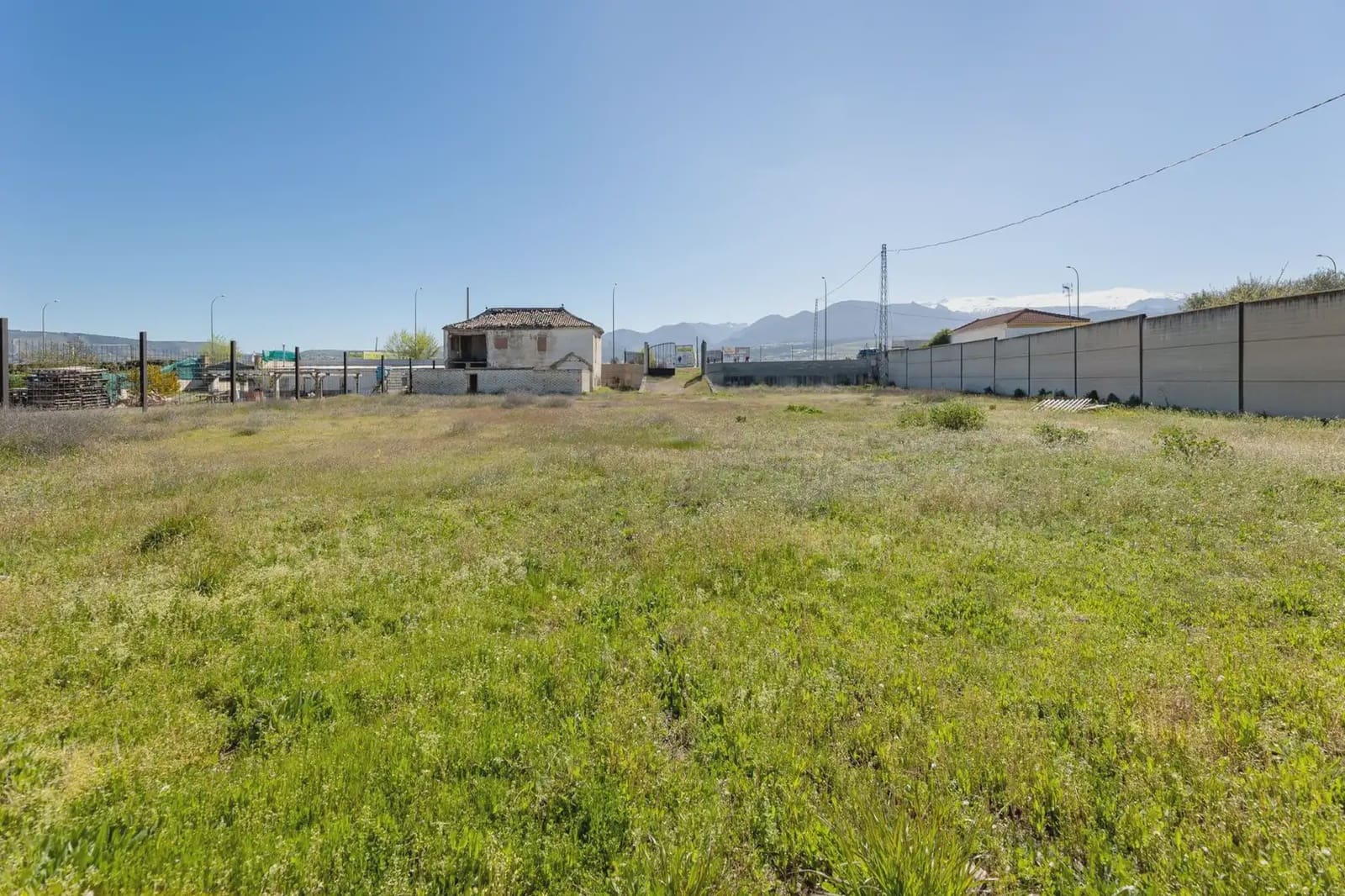 Finca/Herregård til salgs i La Zubia - € 349 900 (Ref: 9837061)