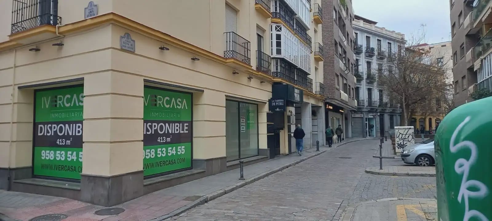Kommersiell til leie i Granada by - € 3 800 (Ref: 9837062)