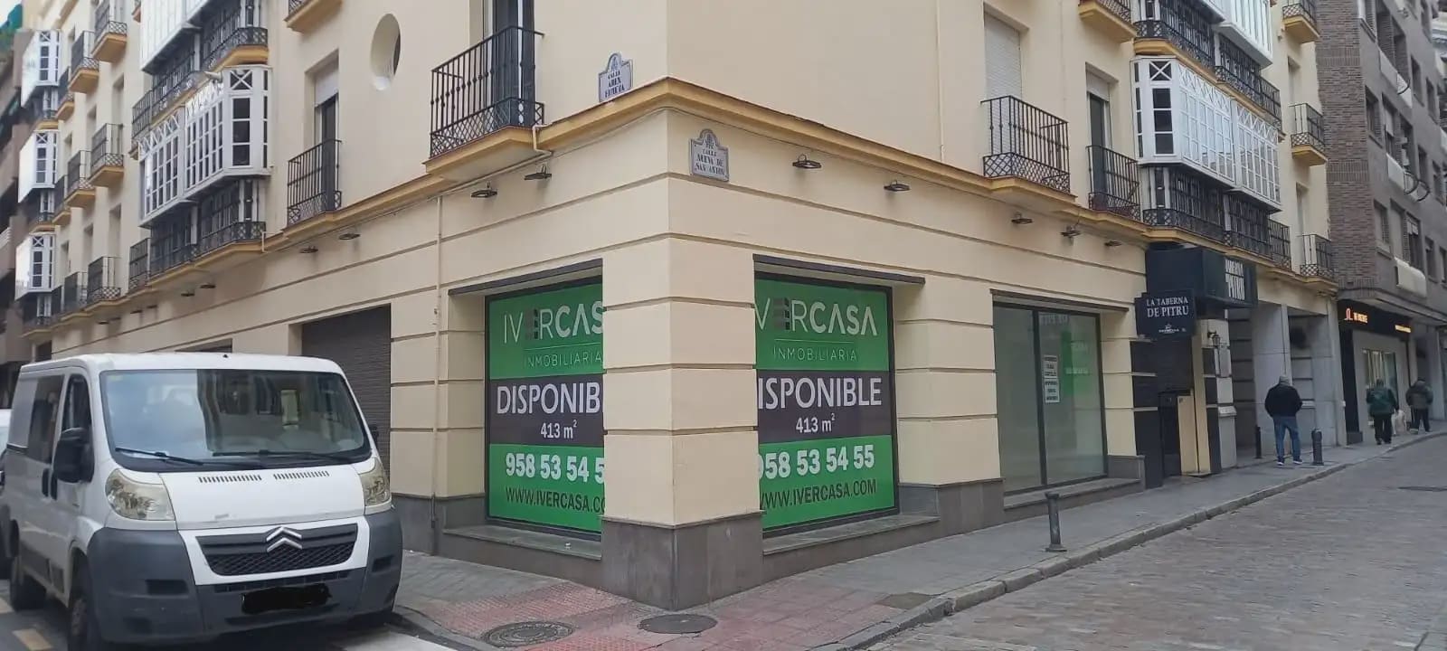 Kommersiell til leie i Granada by - € 3 800 (Ref: 9837062)