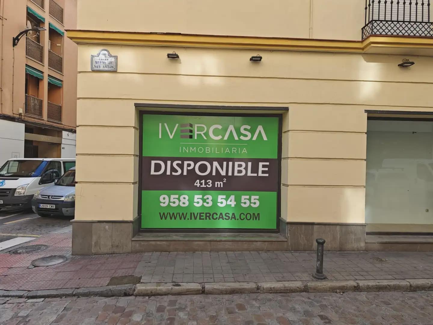 Kommersiell til leie i Granada by - € 3 800 (Ref: 9837062)