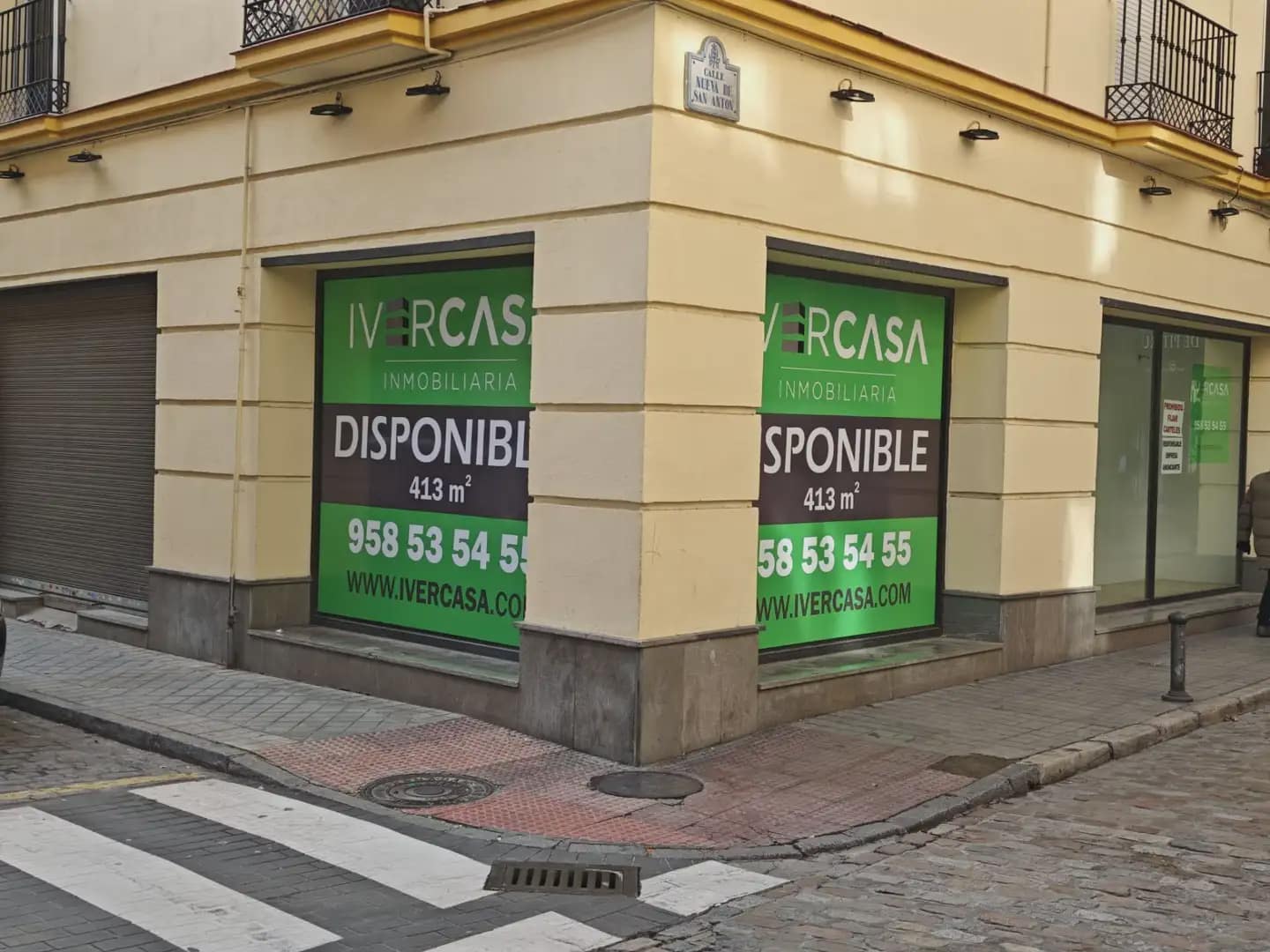Kommersiell til leie i Granada by - € 3 800 (Ref: 9837062)