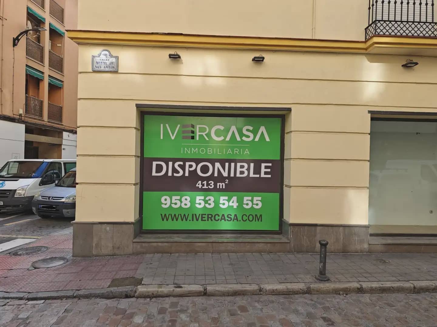 Kommersiell til leie i Granada by - € 3 800 (Ref: 9837062)