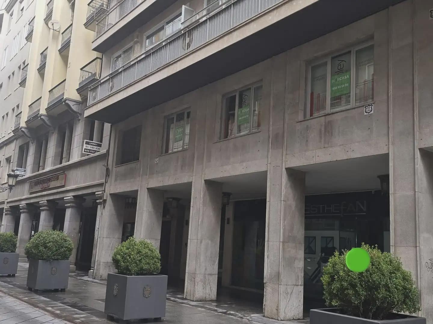 Office for rent in Granada city - € 2,000 (Ref: 9837063)
