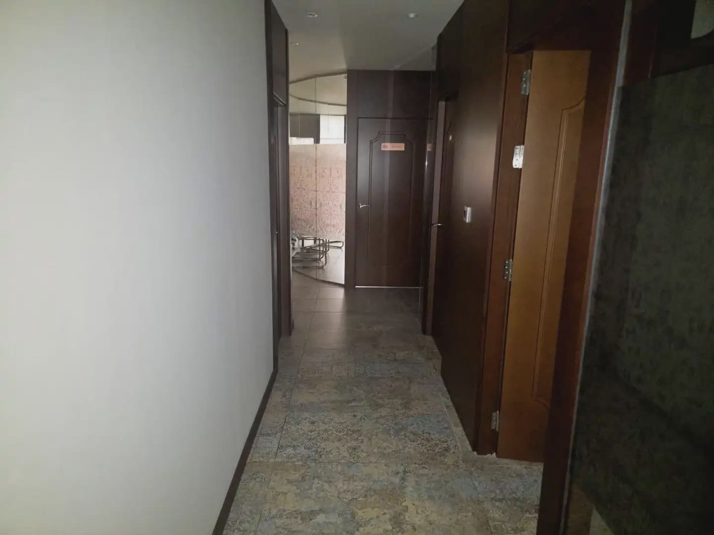 Office for rent in Granada city - € 2,000 (Ref: 9837063)