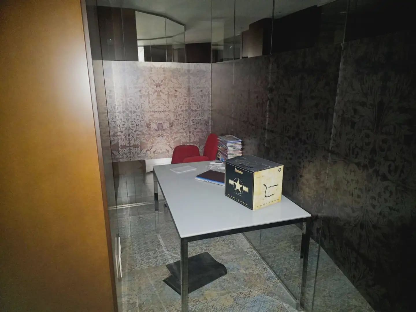 Office for rent in Granada city - € 2,000 (Ref: 9837063)