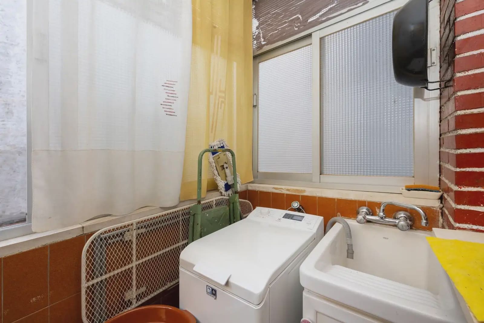 Lejlighed til salg i Granada by - € 334.900 (Ref: 9837068)