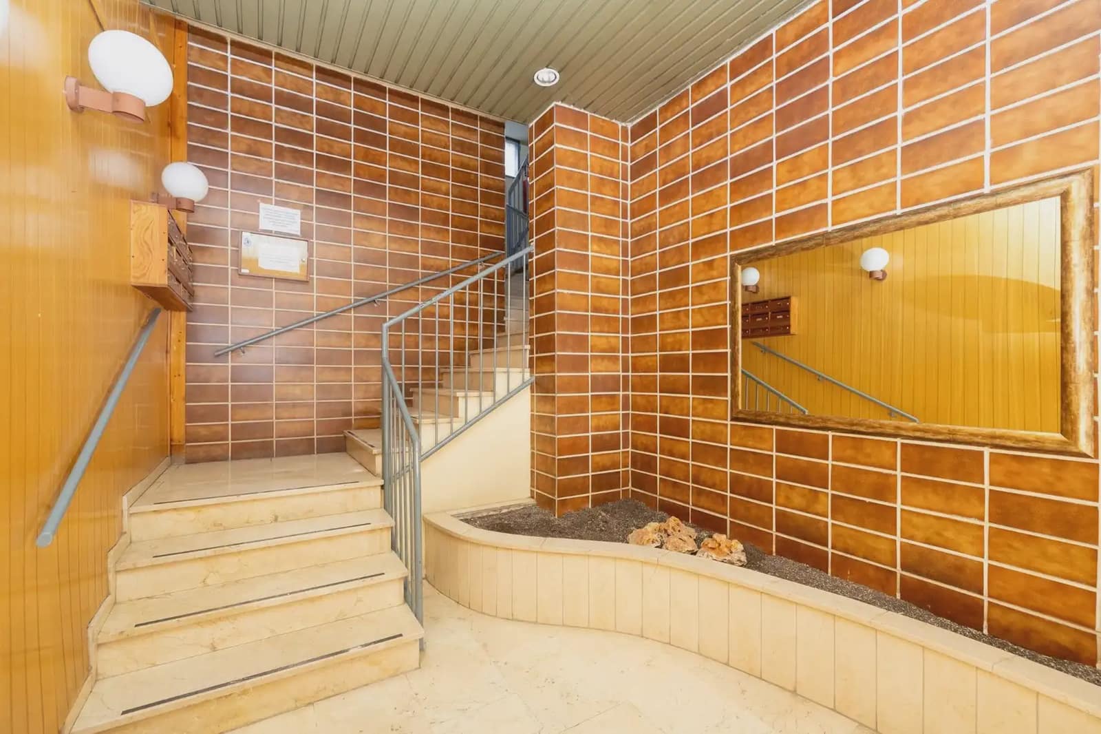 Lejlighed til salg i Granada by - € 334.900 (Ref: 9837068)