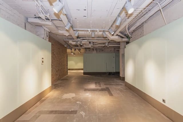 Commercial for rent in San Matías - Realejo, Granada city - € 11,000 (Ref: 9837069)