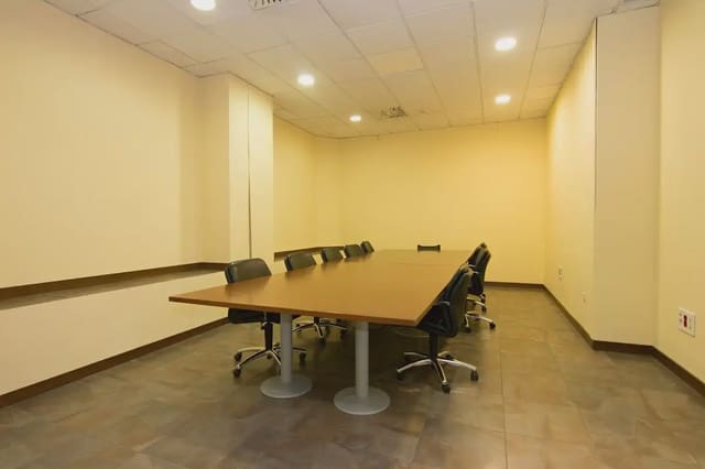 Local Comercial en San Francisco Javier, Granada ciudad en venta - 507.500 € (Ref: 9837072)