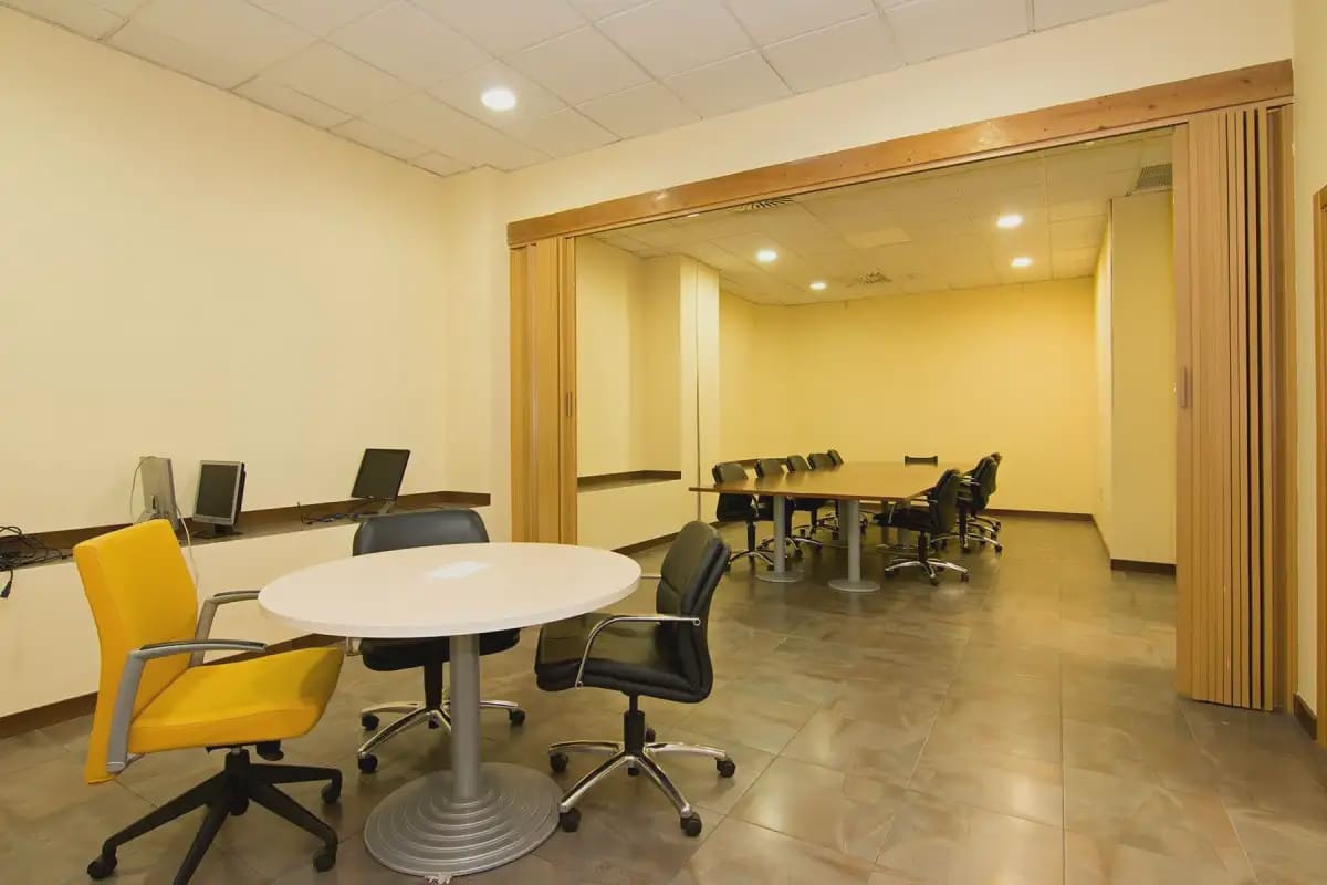 Local Comercial en Granada ciudad en venta - 507.500 € (Ref: 9837072)