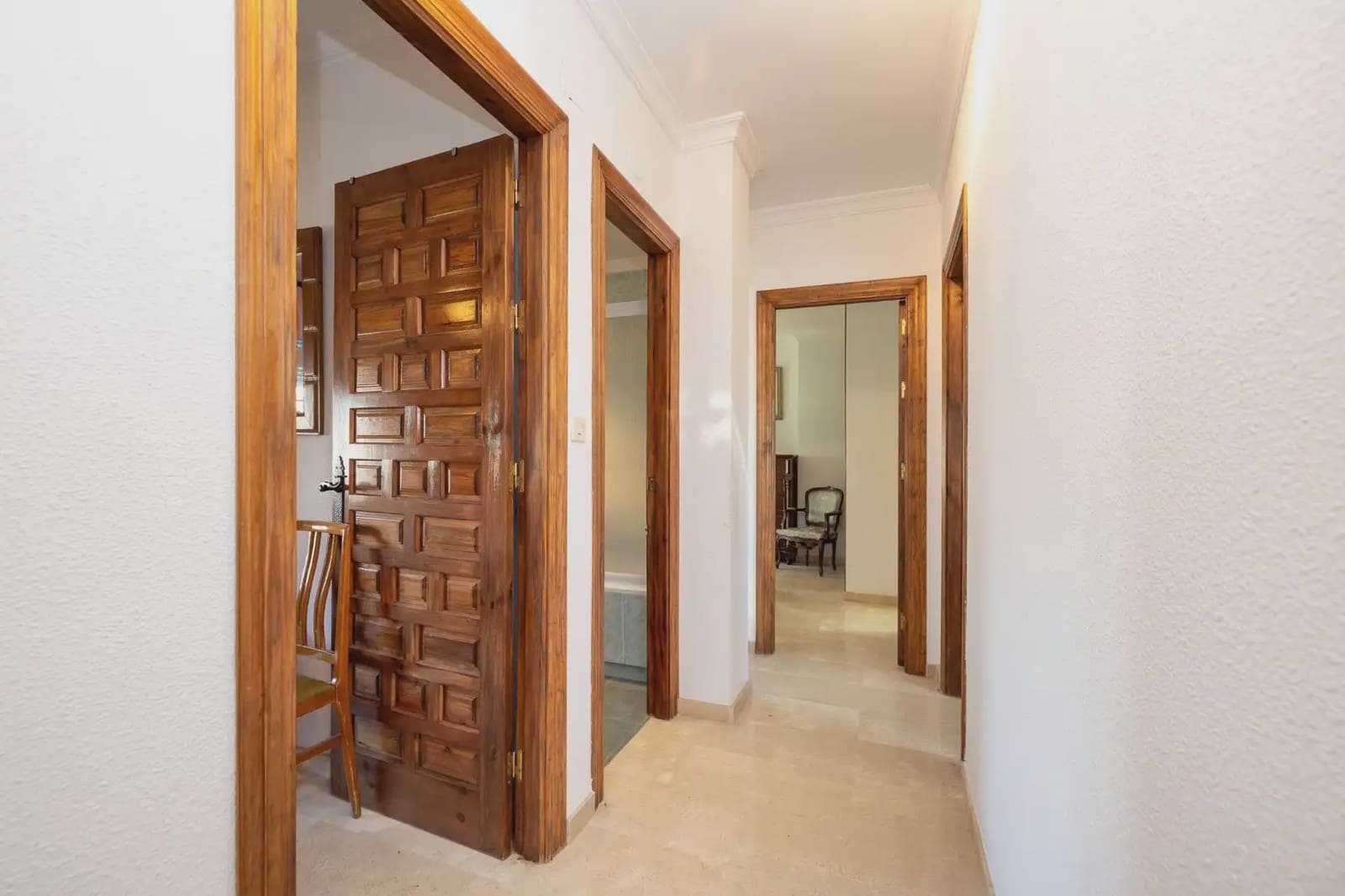 Moradia para venda em Ogijares com piscina garagem - 590 000 € (Ref: 9837073)