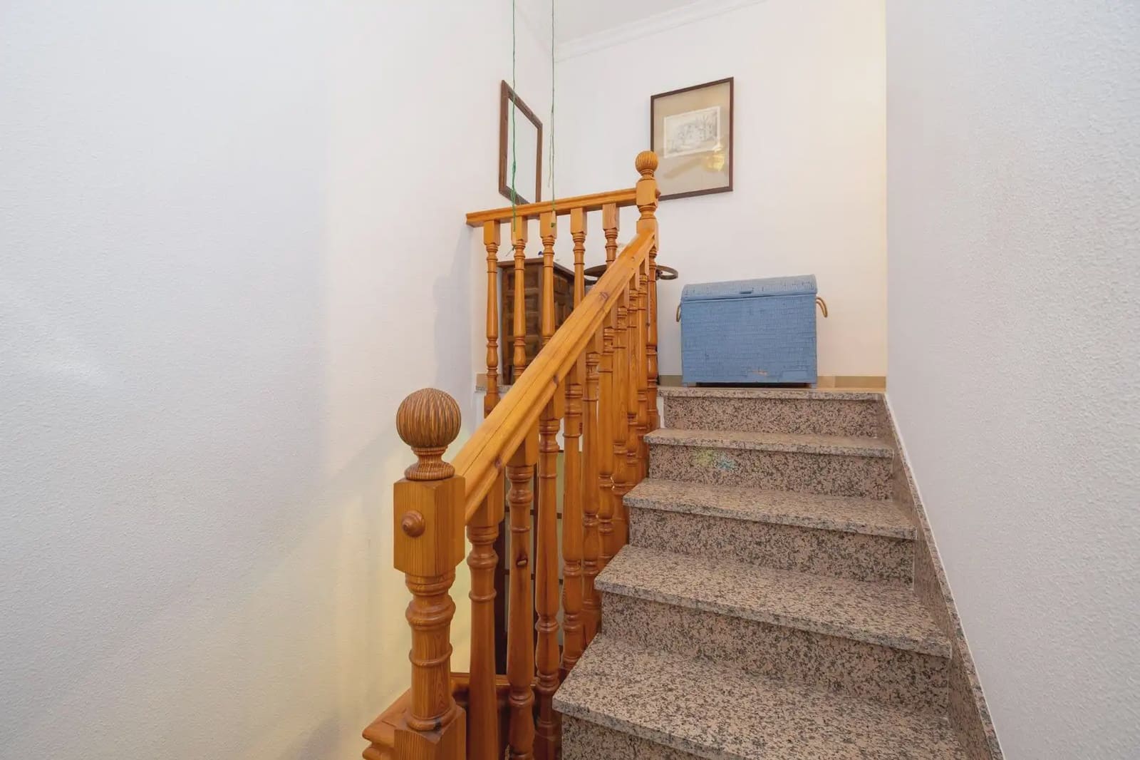 Moradia para venda em Ogijares com piscina garagem - 590 000 € (Ref: 9837073)