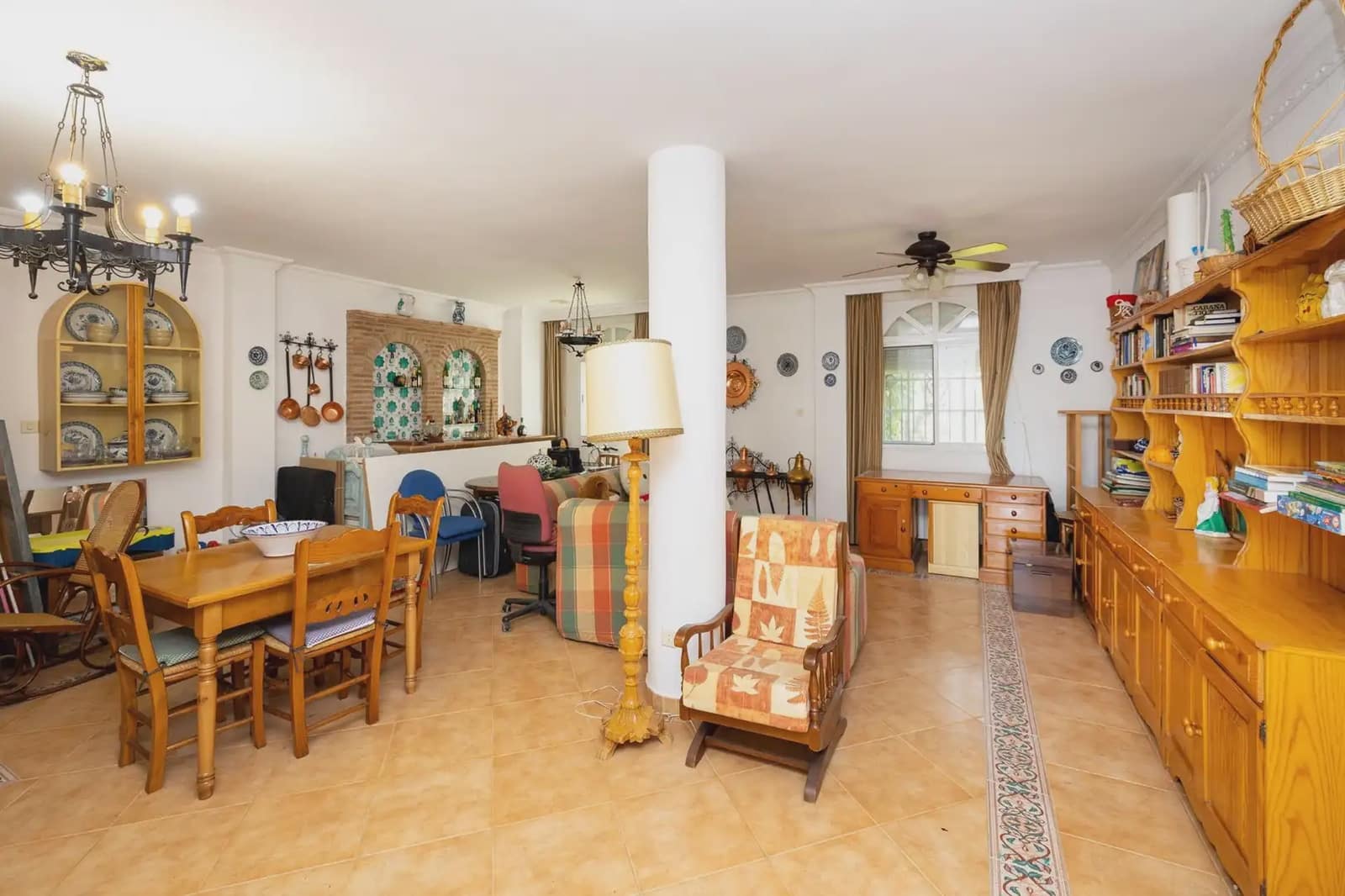 Moradia para venda em Ogijares com piscina garagem - 590 000 € (Ref: 9837073)