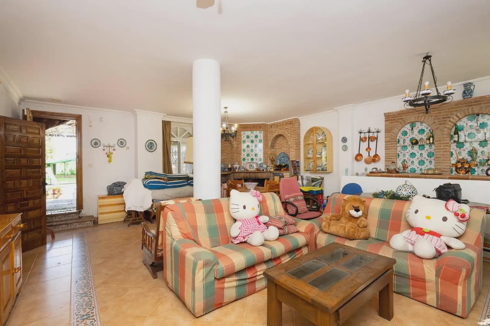Moradia para venda em Ogijares com piscina garagem - 590 000 € (Ref: 9837073)