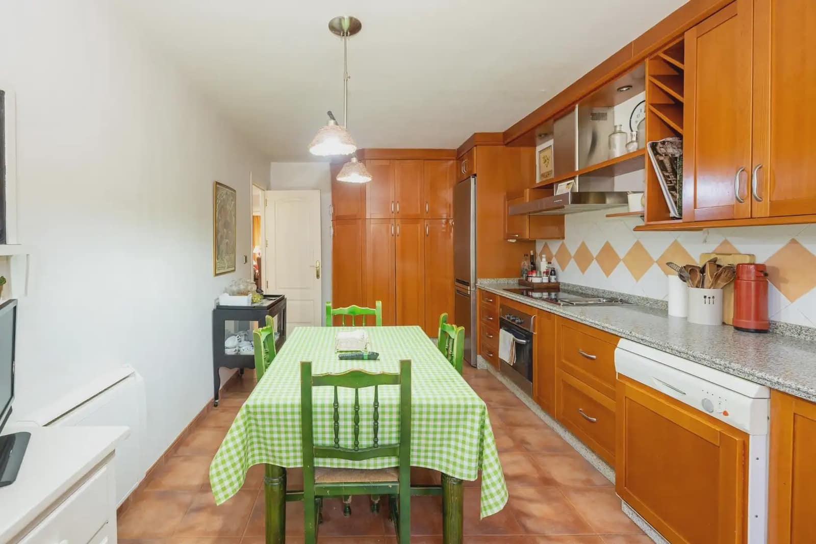 Villa till salu i Alhendin med pool garage - 345 000 € (Ref: 9837074)