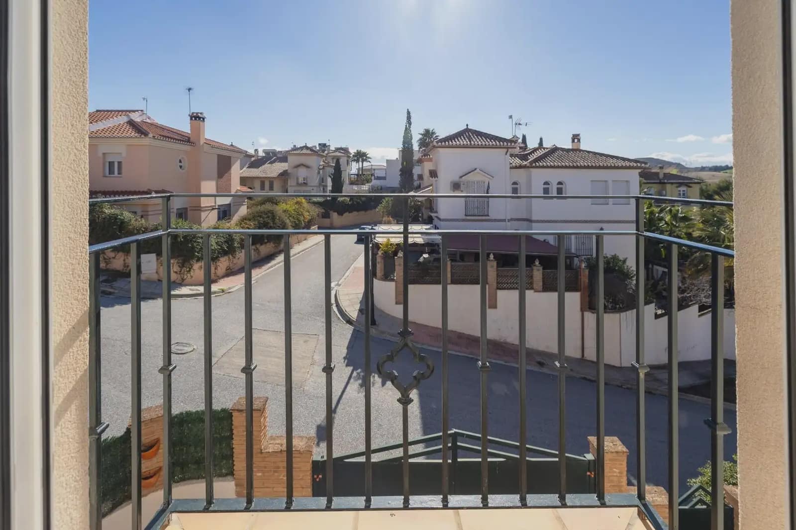 Villa till salu i Alhendin med pool garage - 345 000 € (Ref: 9837074)