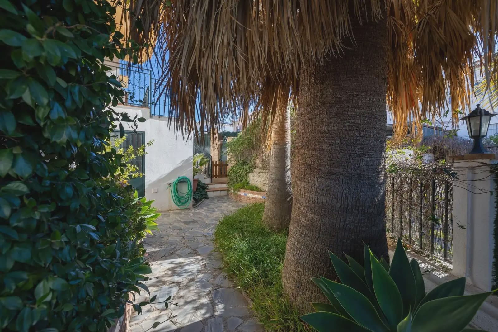 Villa till salu i Alhendin med pool garage - 345 000 € (Ref: 9837074)