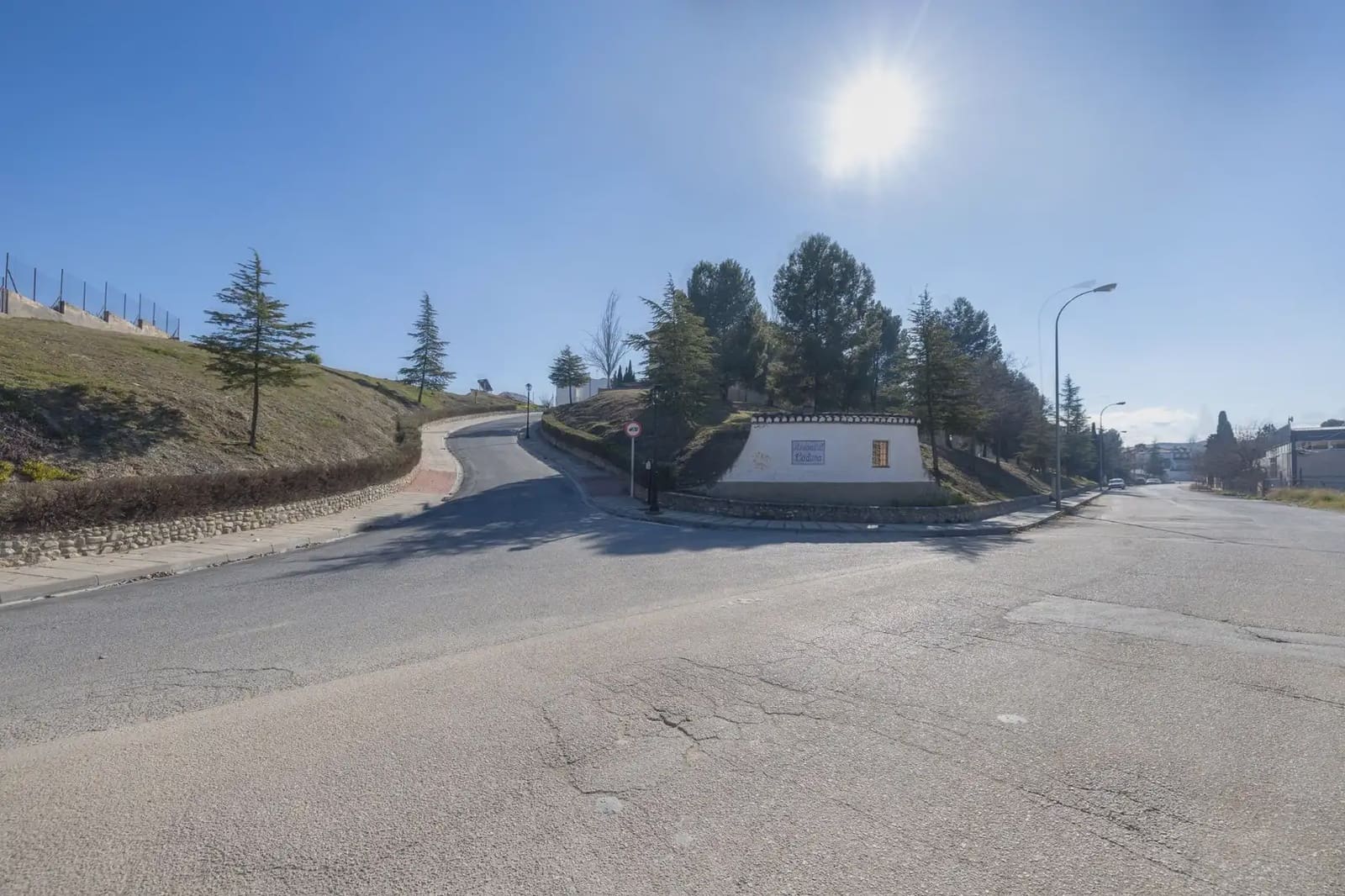 Villa till salu i Alhendin med pool garage - 345 000 € (Ref: 9837074)