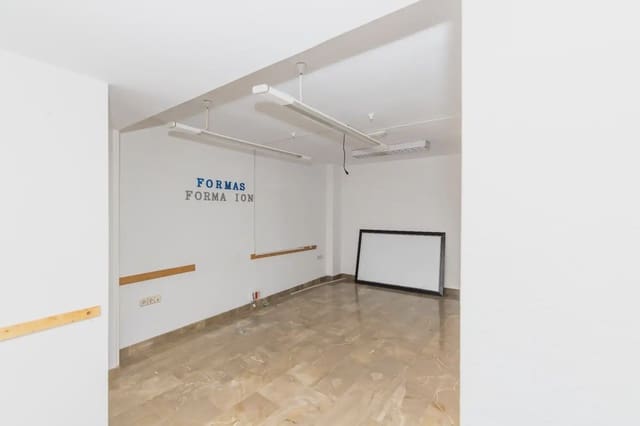 Office for rent in San Matías - Realejo, Granada city - € 1,500 (Ref: 9837075)