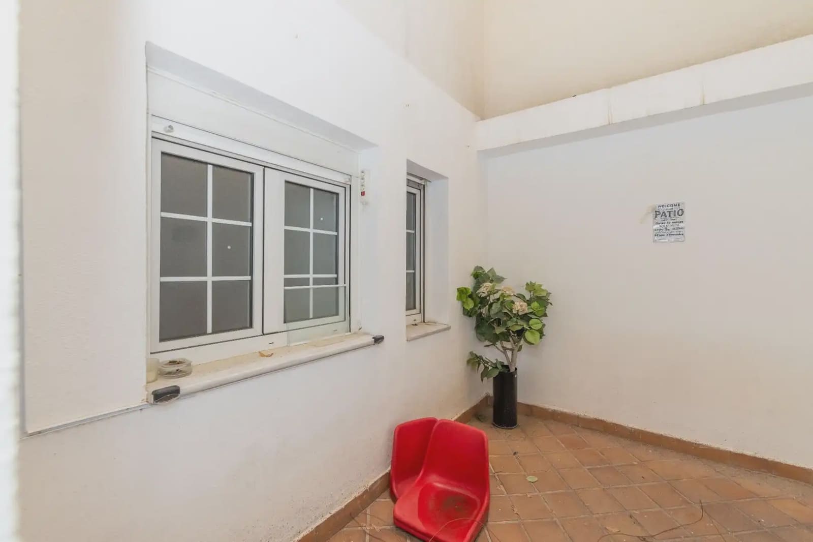 Office for rent in Granada city - € 1,500 (Ref: 9837075)