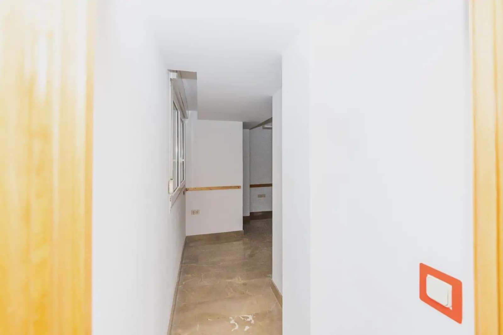 Office for rent in Granada city - € 1,500 (Ref: 9837075)
