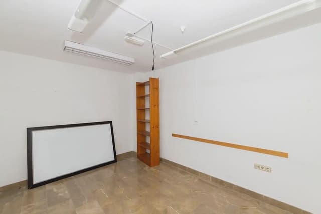 Office for rent in San Matías - Realejo, Granada city - € 1,500 (Ref: 9837075)