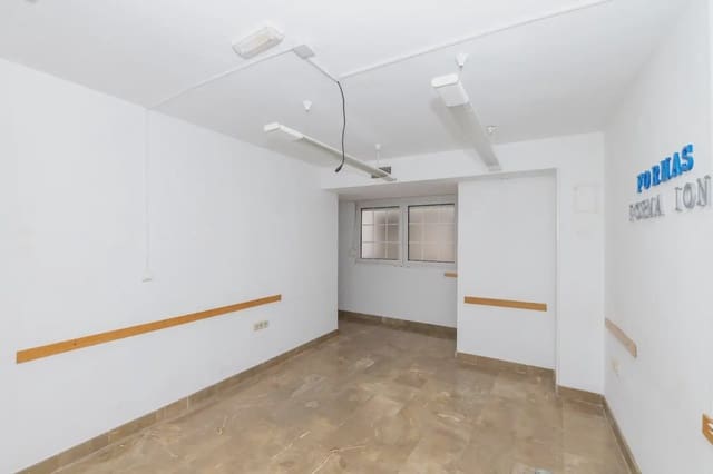 Office for rent in San Matías - Realejo, Granada city - € 1,500 (Ref: 9837075)
