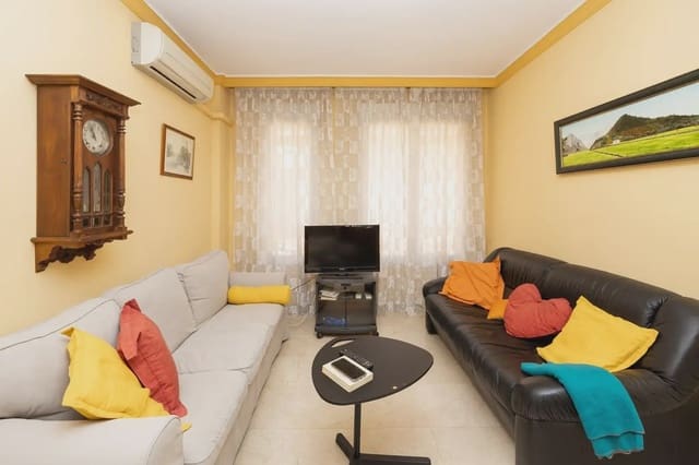 Omakotitalo myytävänä paikassa Pajaritos - Plaza de Toros, Granada kaupunki mukana 
autotalli - 495 000 € (Ref: 9837077)