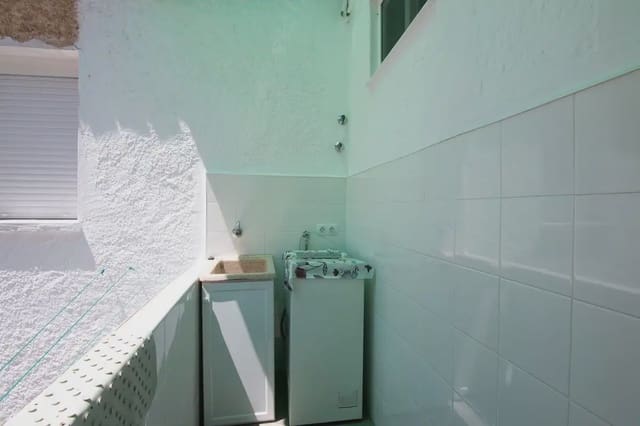 Finca/Landehus til salg i Güéjar Sierra med swimmingpool garage - € 450.000 (Ref: 9837080)