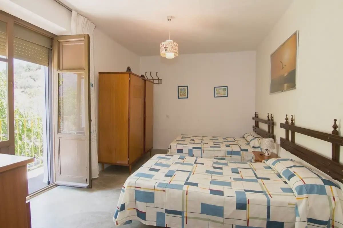 Finca/Country House for sale in Guejar Sierra with pool garage - € 450,000 (Ref: 9837080)