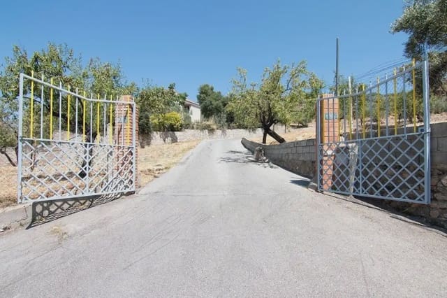 Finca/Landehus til salg i Güéjar Sierra med swimmingpool garage - € 450.000 (Ref: 9837080)