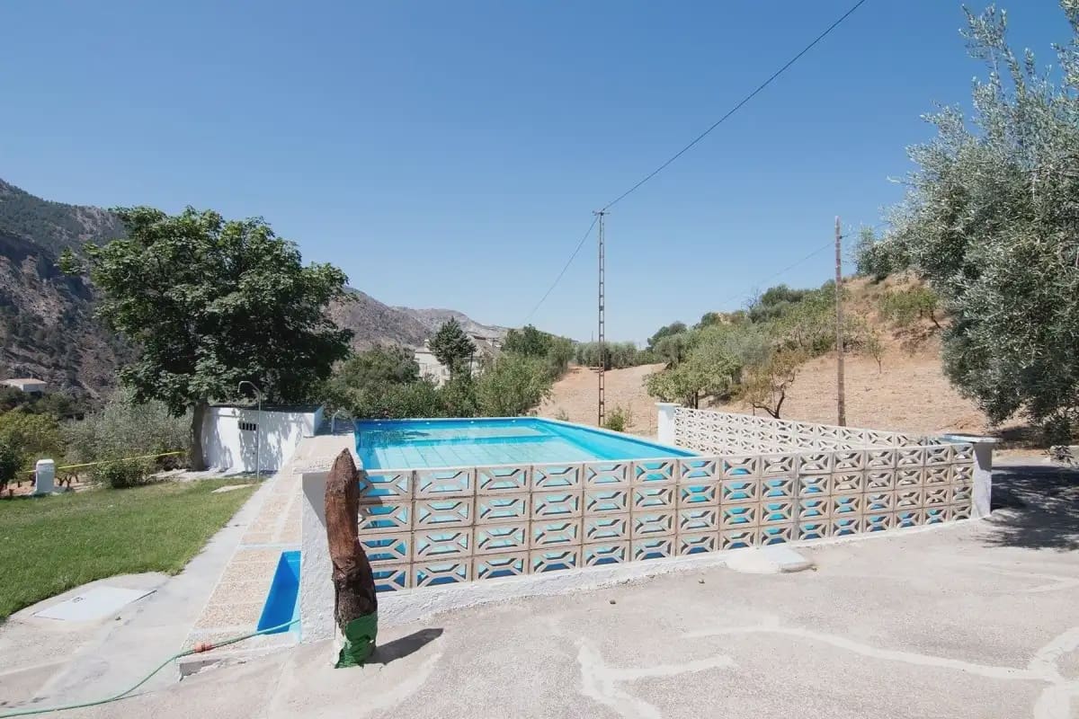 Finca/Country House for sale in Guejar Sierra with pool garage - € 450,000 (Ref: 9837080)