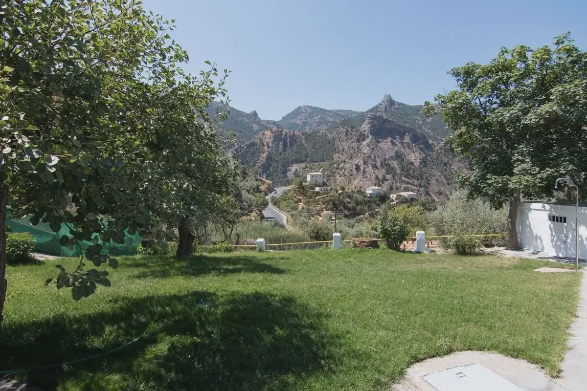 Finca/Country House for sale in Guejar Sierra with pool garage - € 450,000 (Ref: 9837080)