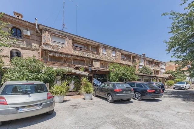Gewerbe zu verkaufen in Pinos Genil - 2.200.000 € (Ref: 9837082)