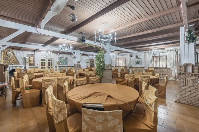 Gewerbe zu verkaufen in Pinos Genil - 2.200.000 € (Ref: 9837082)