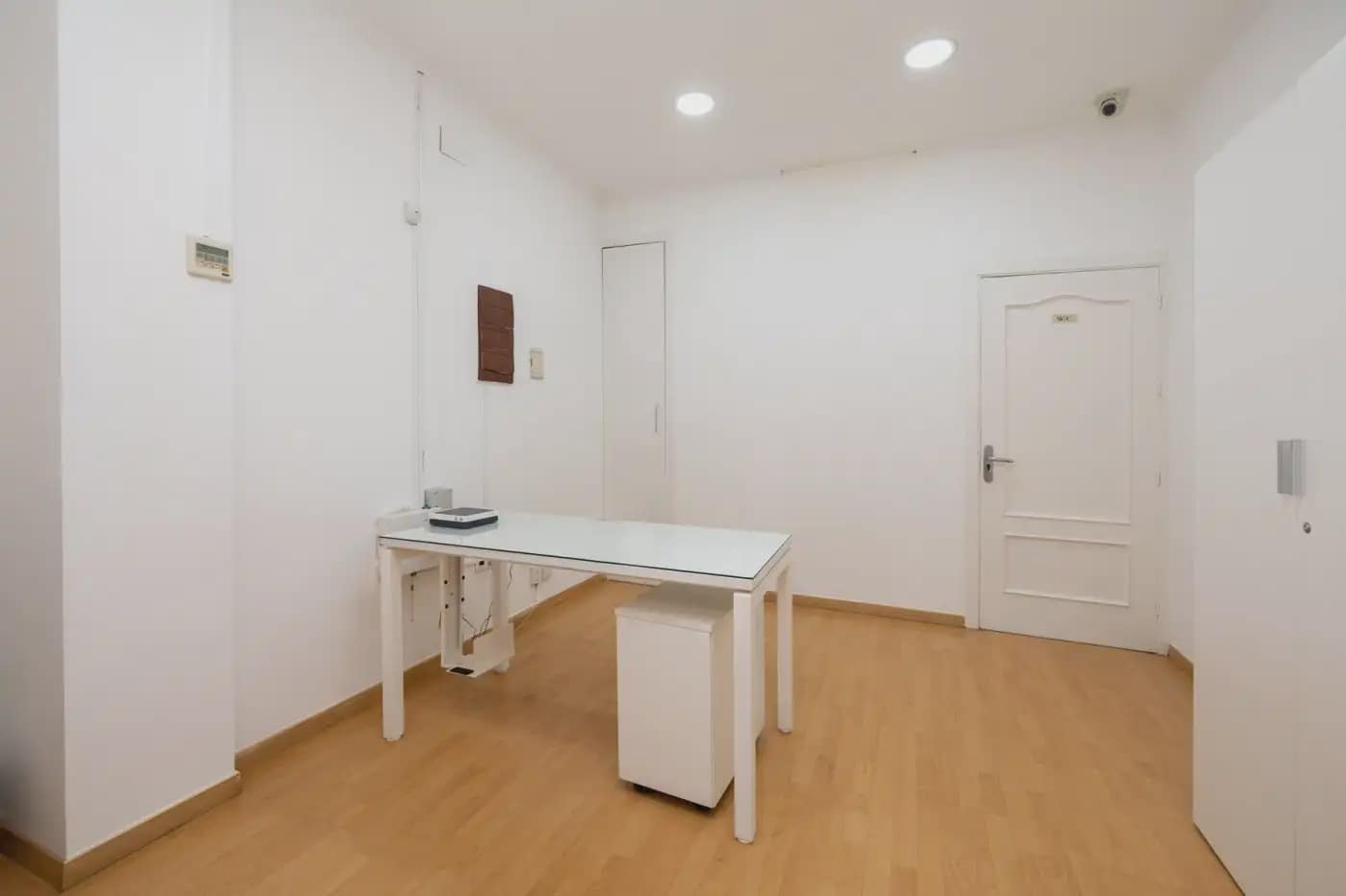 Local Comercial en Granada ciudad en venta - 150.000 € (Ref: 9837086)