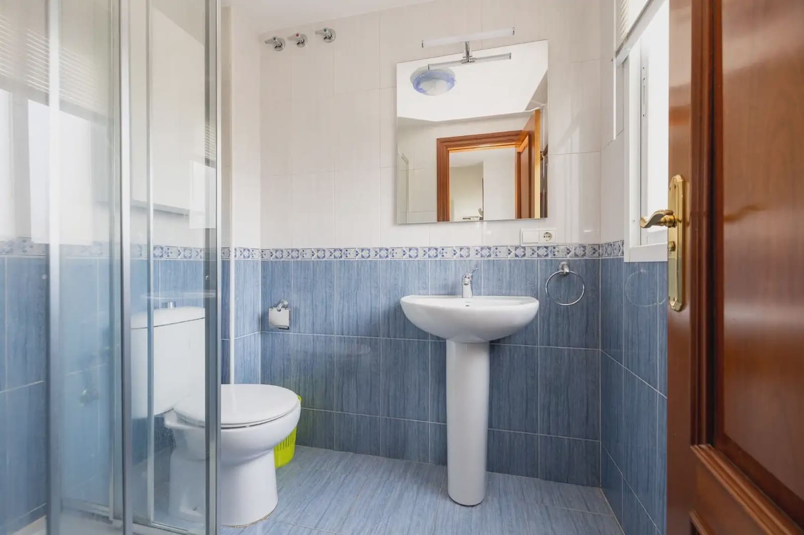 Leilighet til salgs i Armilla med garasje - € 162 000 (Ref: 9837087)
