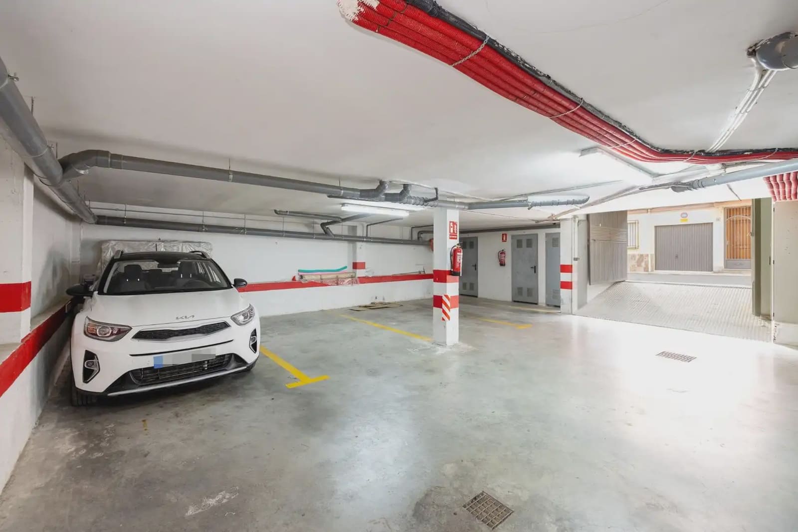Leilighet til salgs i Armilla med garasje - € 162 000 (Ref: 9837087)