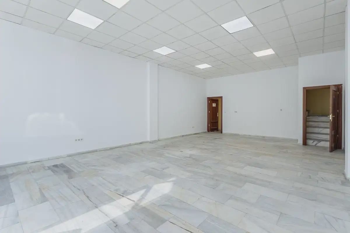 Local Comercial en Albolote en venta - 145.000 € (Ref: 9837088)