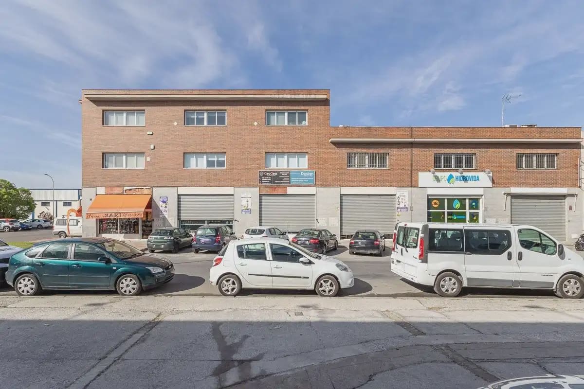 Local Comercial en Albolote en venta - 145.000 € (Ref: 9837088)